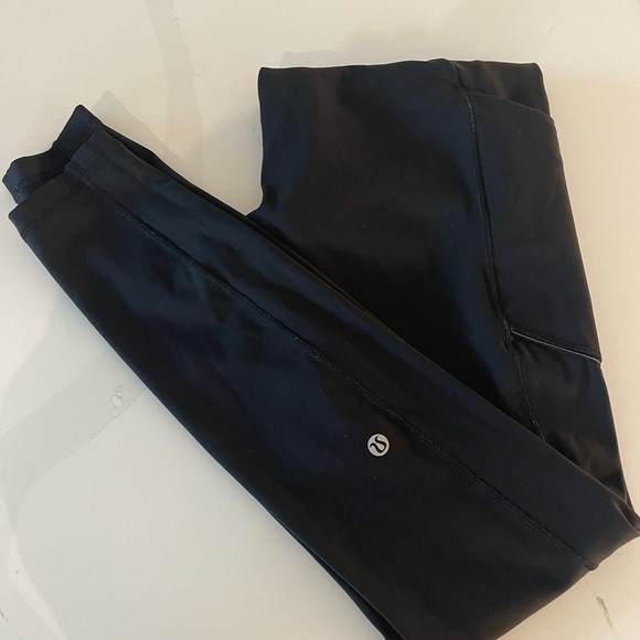 Lululemon leggings - Picture 1 of 3